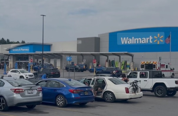 11 Stabbed in Random Knife Attack at Walmart in Traverse City, Michigan